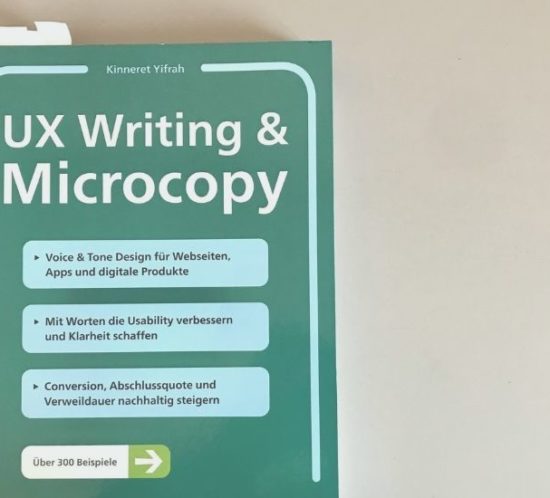 Foto vom Buch "UX Writing und Microcopy" von Kinneret Yifrah